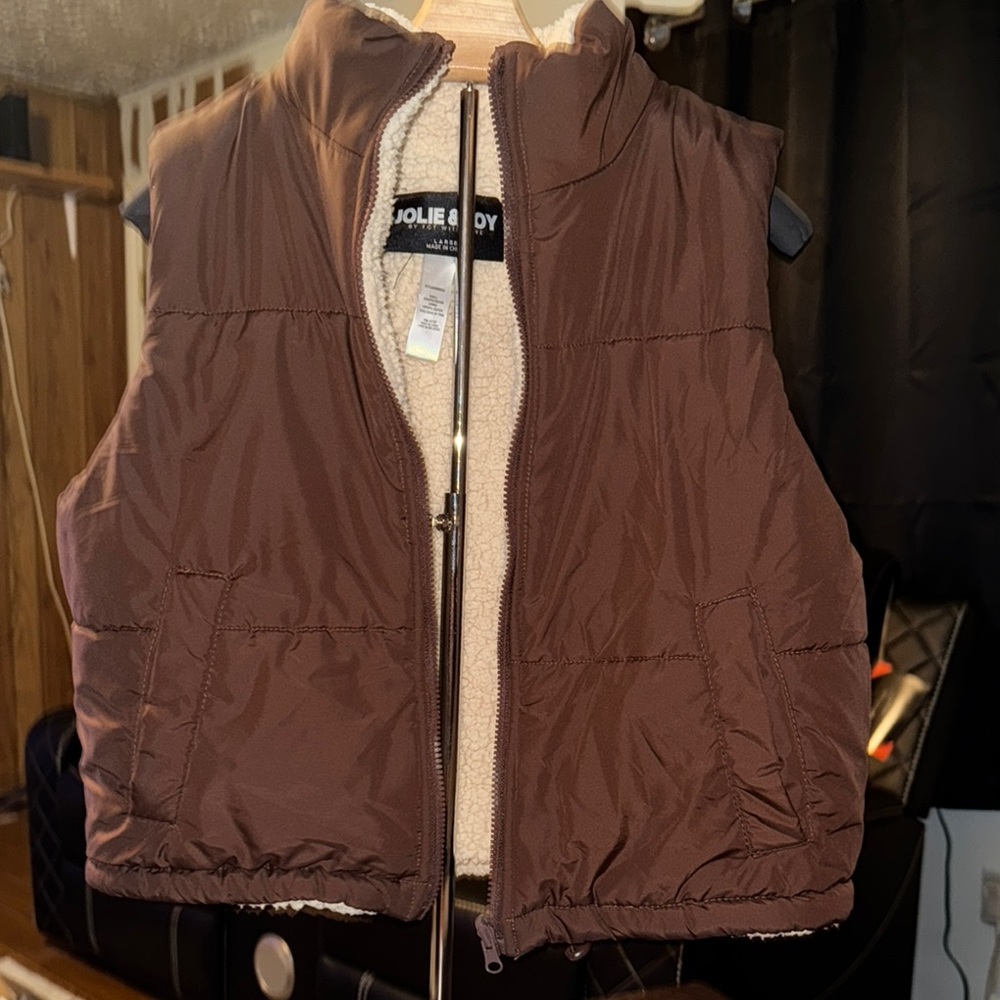Jolie & Joy Brown Puffer Vest
